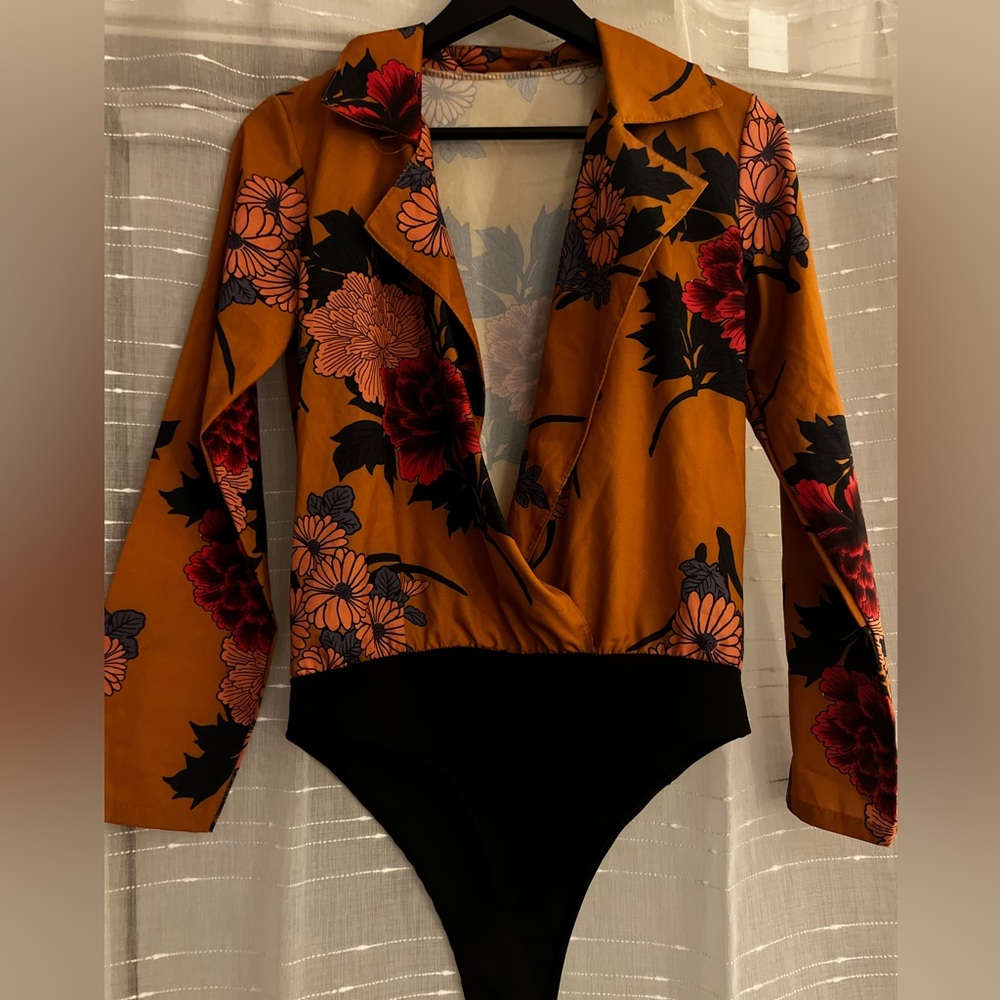 Floral Bodysuit with Long Sleeves